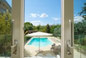 villa con piscina
