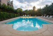 villa con piscina