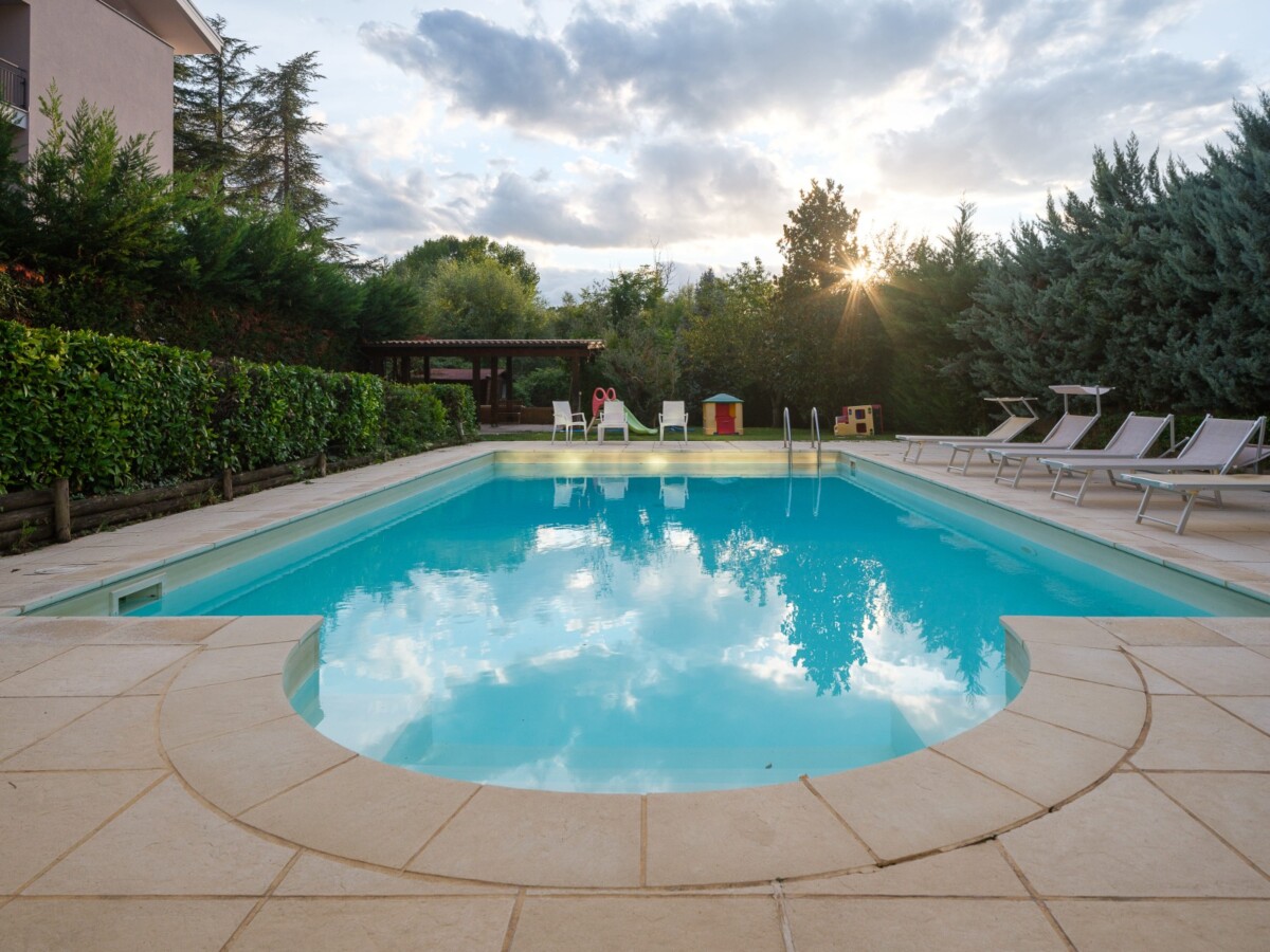 villa con piscina