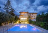 villa con piscina