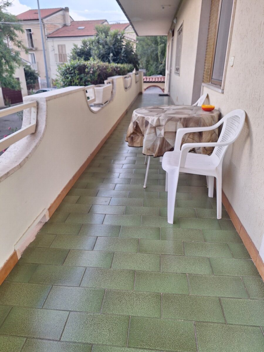 villa a Sulmona in prima periferia