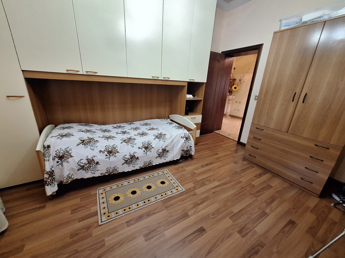 villa a Sulmona in prima periferia