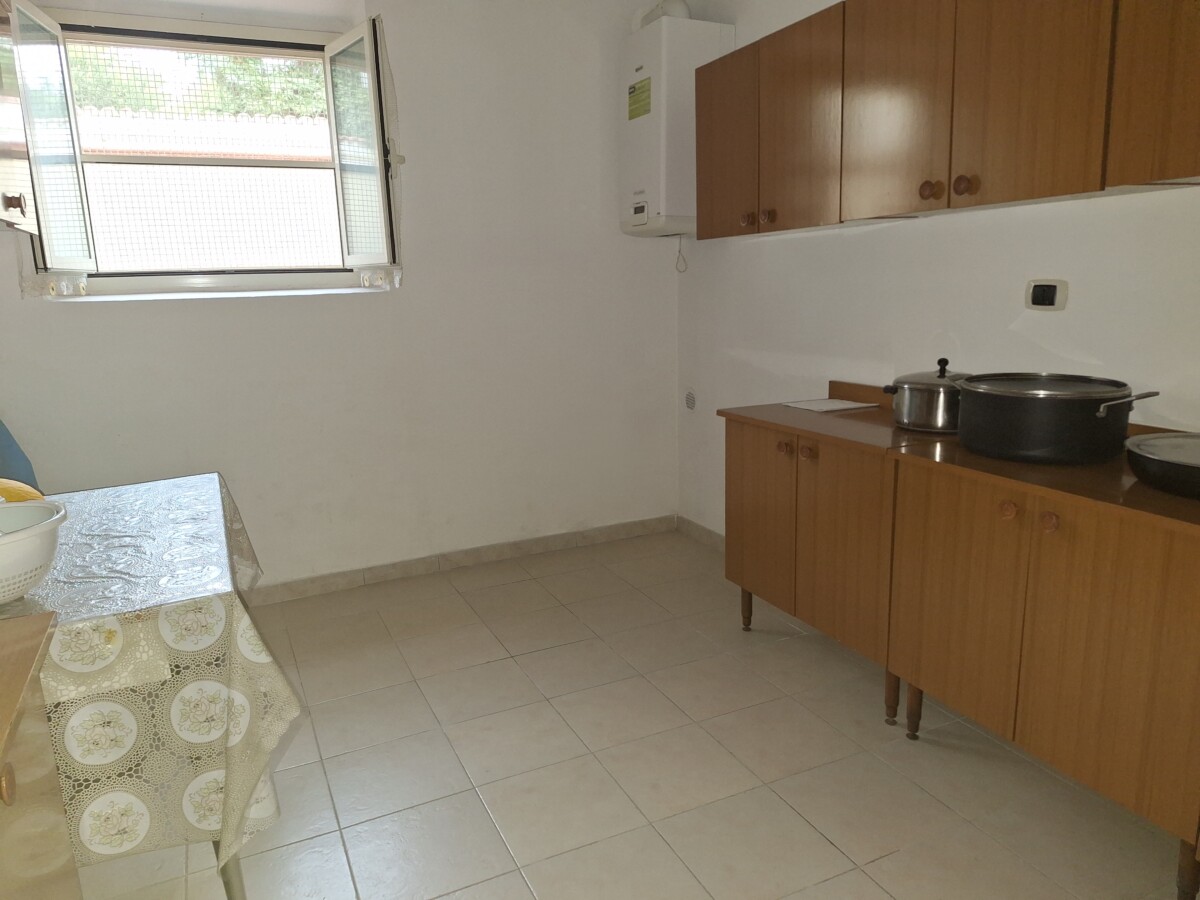 villa a Sulmona in prima periferia